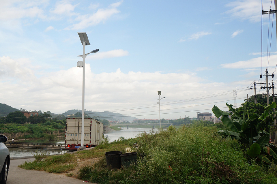 20W LED solar street light wit flexible solar panel(SUNPOWER solar cells)-NEWLIGHT ENERGY