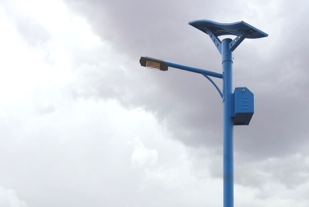 40W LED Solar Street Light With Flexible Solar Panels-Blue color pole-NEWLIGHT ENERGY
