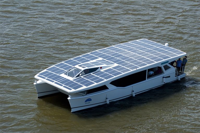 12.4KW solar boat with high efficiency flexible solar panels Newlight