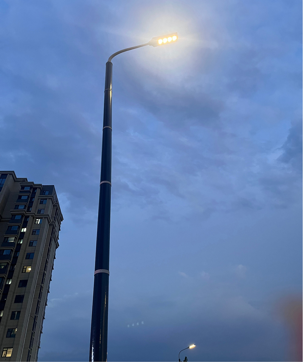 What Is a Wrap-Pole Solar Light? The Ultimate Guide to Flexible Curved Design-NEWLIGHT ENERGY The Flexible Panel Construction